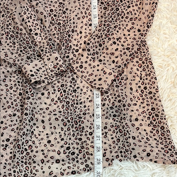 Torrid Women’s Size 0X Sheer Floral Leopard Print Blouse Top - Picture 7 of 8